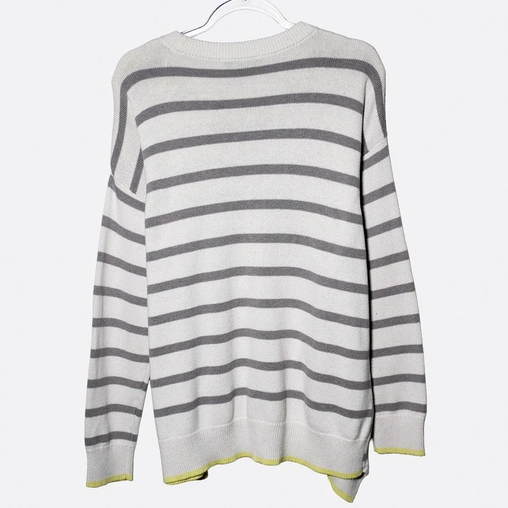 Simply Vera Wang Asymmetrical Striped Sweater Grey Neutral Knit 0X L‎ Coastal